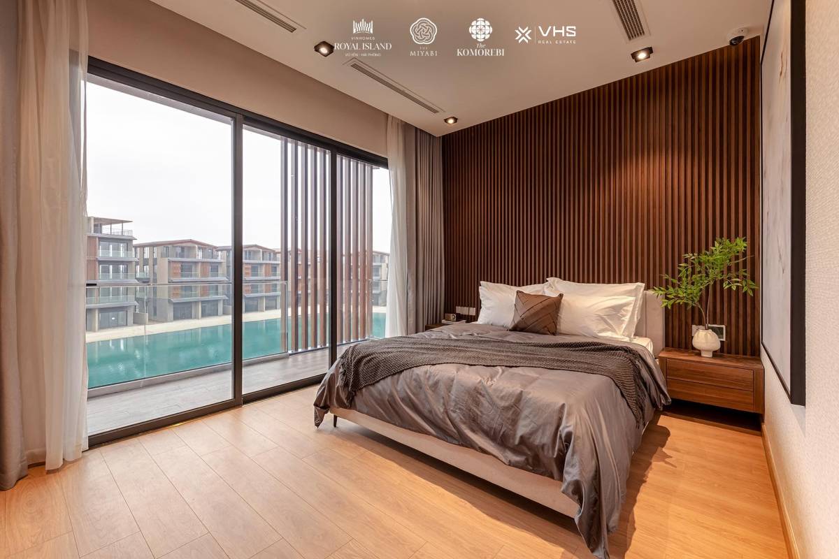Bán shophouse Vinhomes Royal Island - 125m² | view Hồ | giá 11,42 tỷ