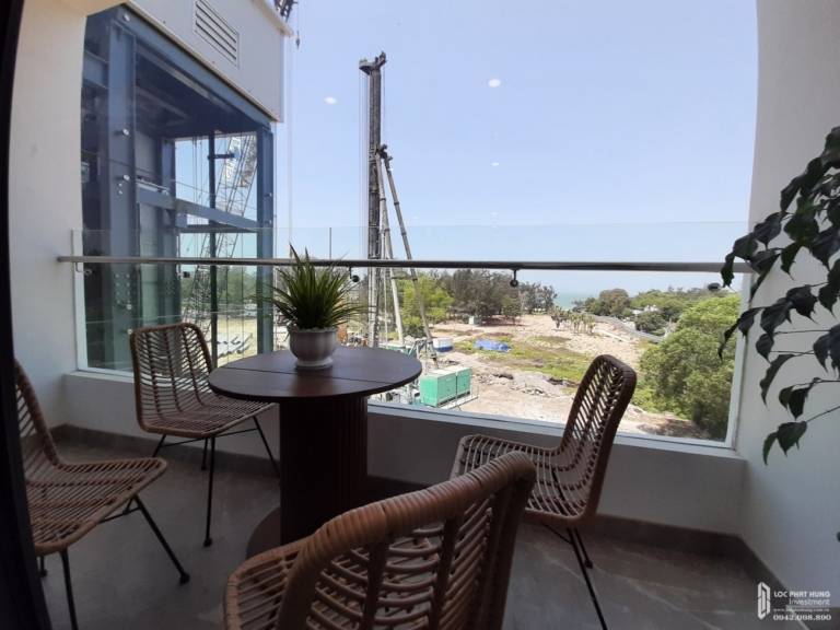 Bán condotel Charm Resort Long Hải 38m2 view biển giá 2,6 tỷ đã bàn giao