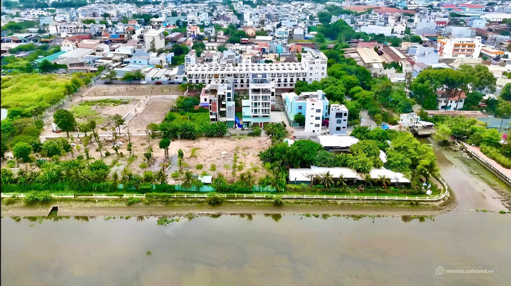 Bán đất đường số 6 ngay Uban Green, Vạn Phúc City giá 5,6 tỷ Lh 0938677909 Hiền