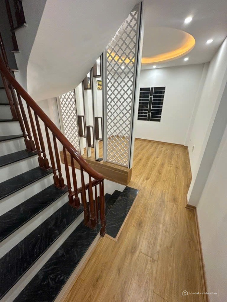 Nhà Đẹp Hoài Đức 40m - Gara ô tô - Gần Nhổn Vành Đai 3.5 - Chỉ 5.4 ty
