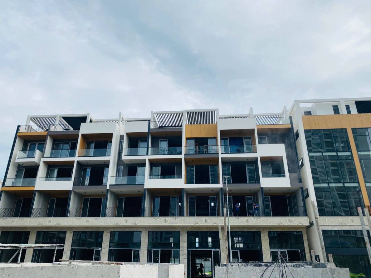 Nhà mặt tiền Phan Đình Thông 60m², 6 tầng, dòng tiền 42 triệu/tháng