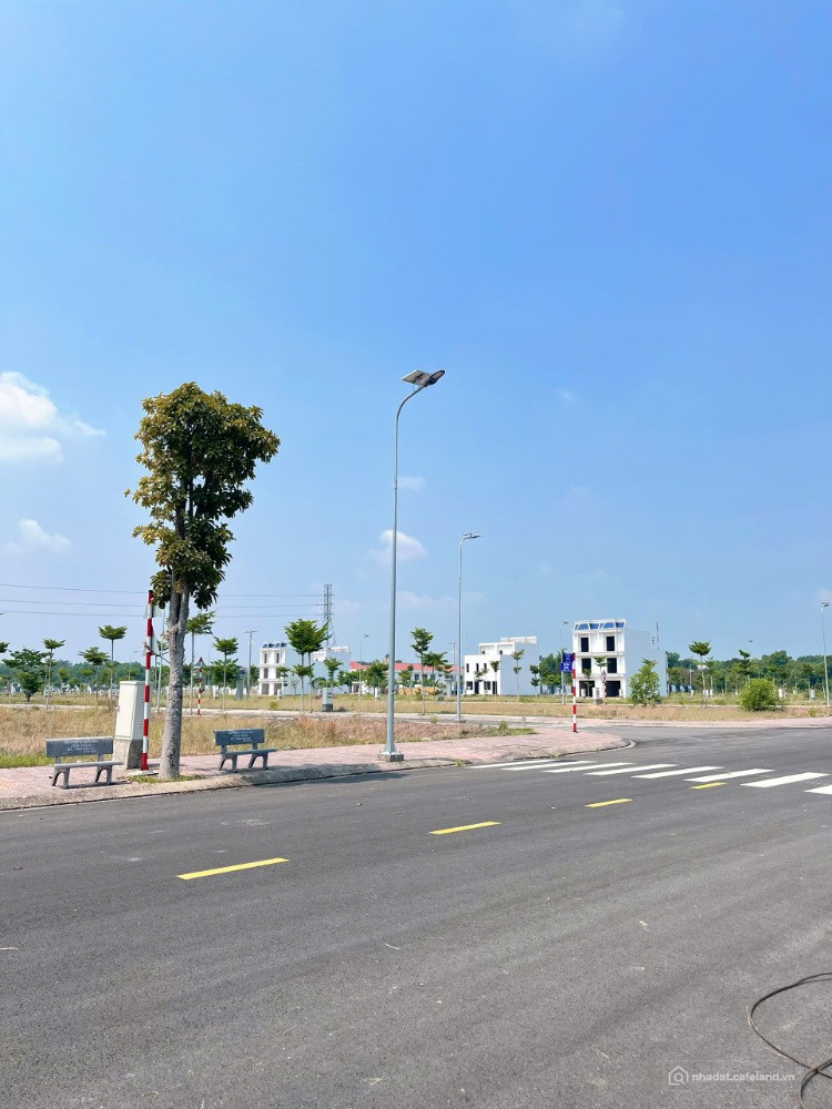 Sở hữu đất nền KĐT TP.HCM - chỉ 20 phút di chuyển vào trung tâm thành phố 1ty250