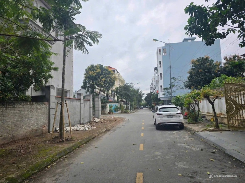 Bán lô đất khu biệt thự Đỉnh Long, ph Tân Bình, TP Hải Dương, 143.75m2, mt 11.5m