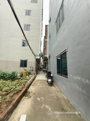  NGÕ PHỐ ĐI BỘ NGUYỄN XIỂN – Ô TÔ ĐỖ CỬA, 34M² 4 TẦNG, SÁT ECOGREEN, 4.2 TỶ!