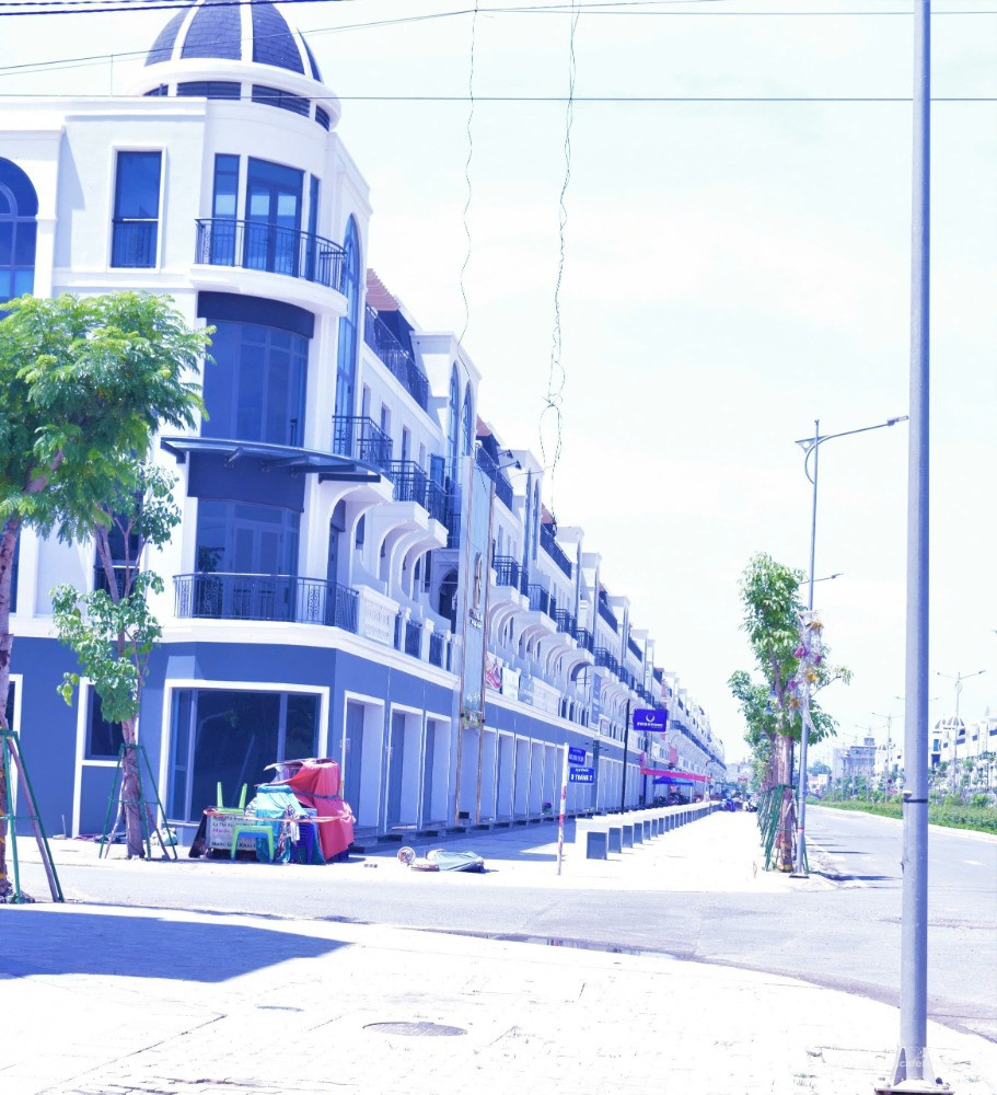Bán nhà mặt tiền đường 3/2 sổ hồng sẵn công chứng ngay