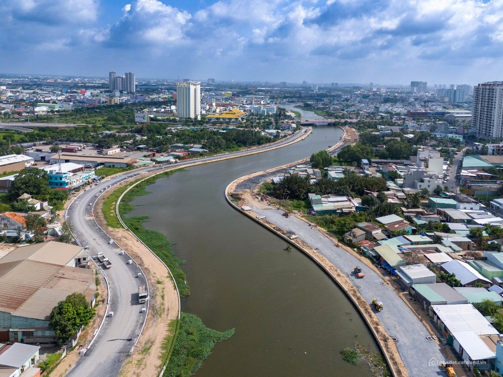 Bán căn hộ full NT chính chủ sổ hồng sang tên