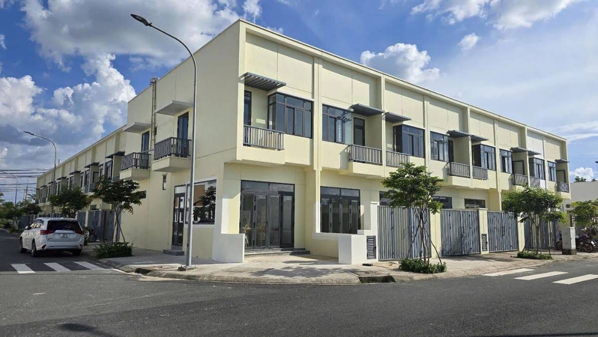 Nhà sẵn Phước Đông New City 64m2, 3PN giá 1,86 tỷ