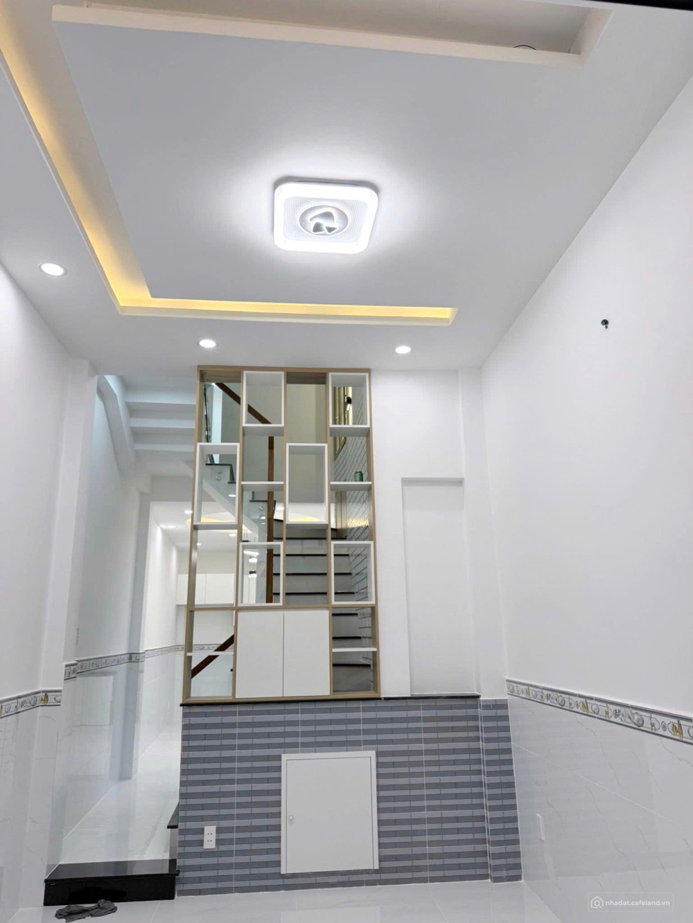 Nhà mới 4 tầng hẻm thông 1619 đường Phạm Thết Hiển P6Q8. Giá: 5.28 tỷ