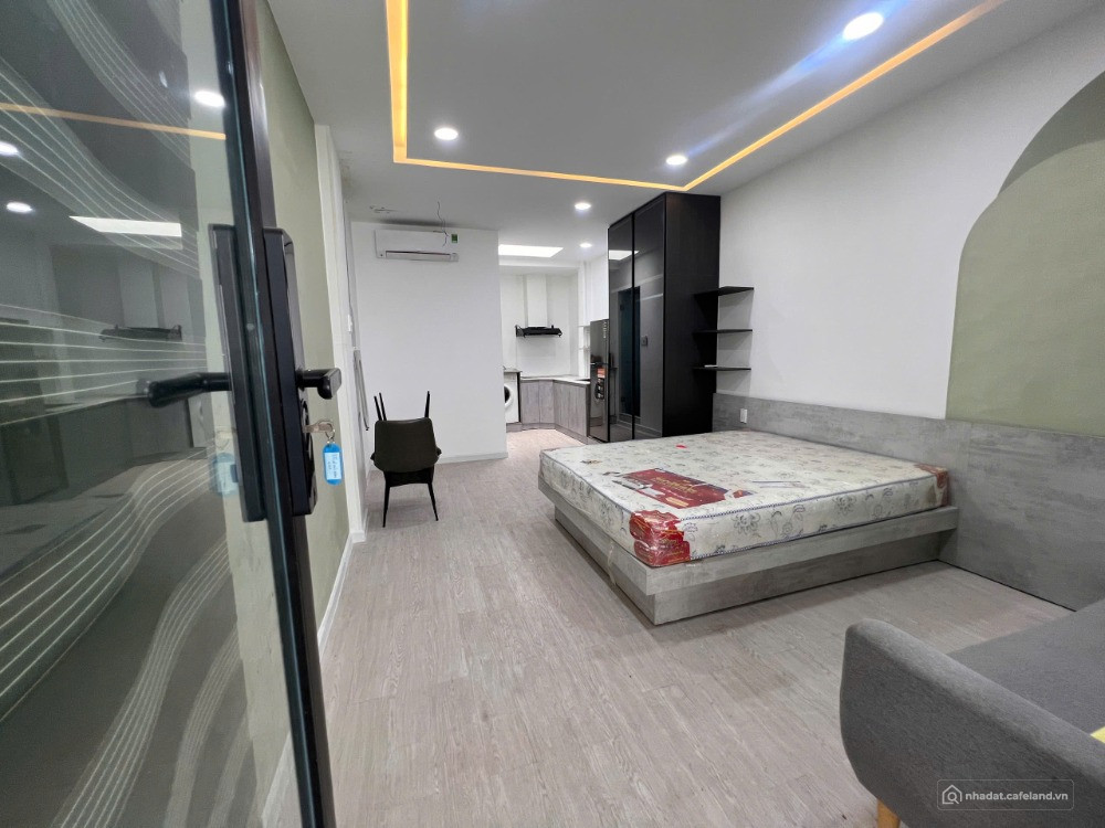 Bán căn chung cư mặt tiền đường Lê Quý Đôn, Quận 3, full nội thất cao cấp