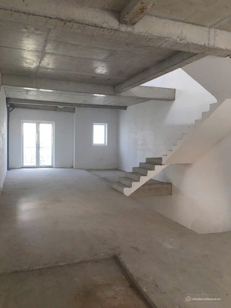 Bán biệt thự KDC Villa Park Bưng Ông Thoàn 186m nhà 3 tầng khu vip