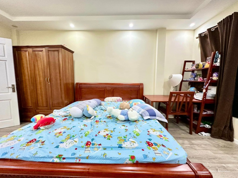 Bán nhà Nguyễn Viết Xuân, Thanh Xuân. DT 112m². 4 tầng. MT 5.7m. Giá 36.5 tỷ
