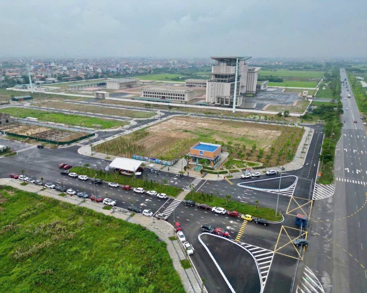 Biệt thự dự án tại Thành Đông Metropolis, 220m2