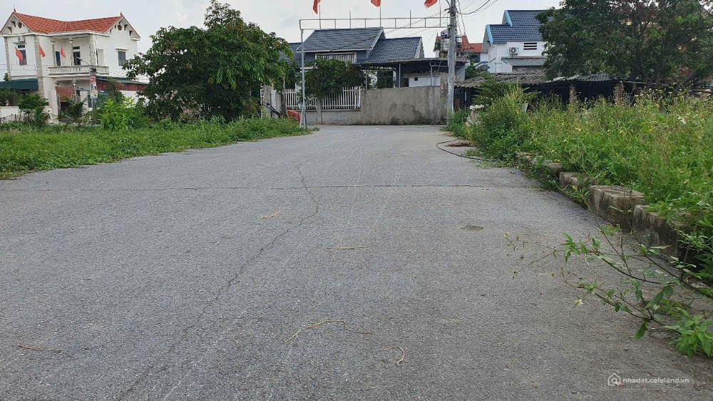 CHÍNH CHỦ GỬI BÁN LÔ ĐẤT 184,8m² TRỤC CHÍNH THANH HÀ TRUNG KÊNH BẮC NINH