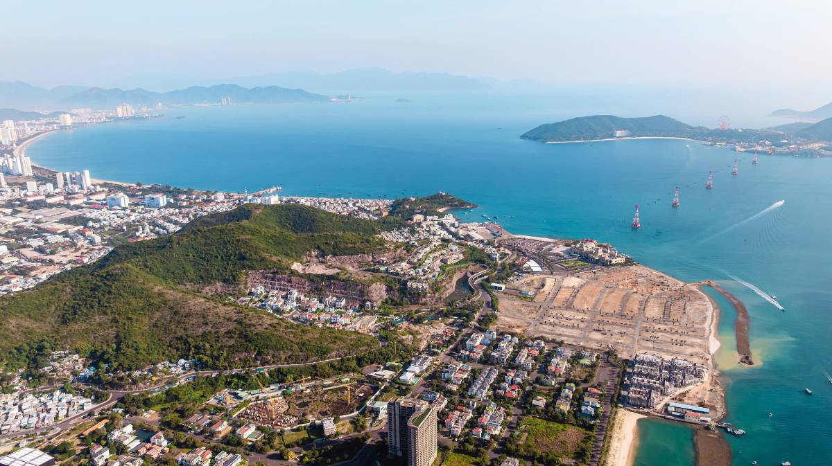 BÁN NHÀ PHỐ LAM NGỌC VINHOMES PEARL BAY ĐỐI DIỆN BOUTIQUE HOTEL NGANG 5M GIÁ TỐT