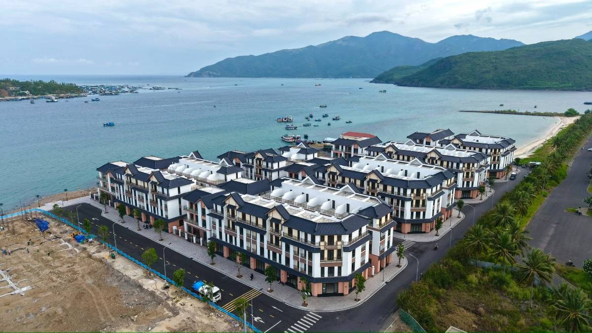 Biệt thự view biển Hòn Tre - sát ga cáp treo - Sở hữu lâu dài
