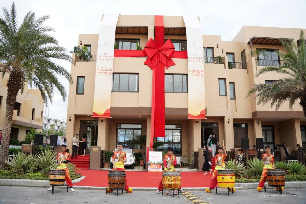 Nhà phố biển Sông Town - Sở hữu lâu dài - 8 tỷ