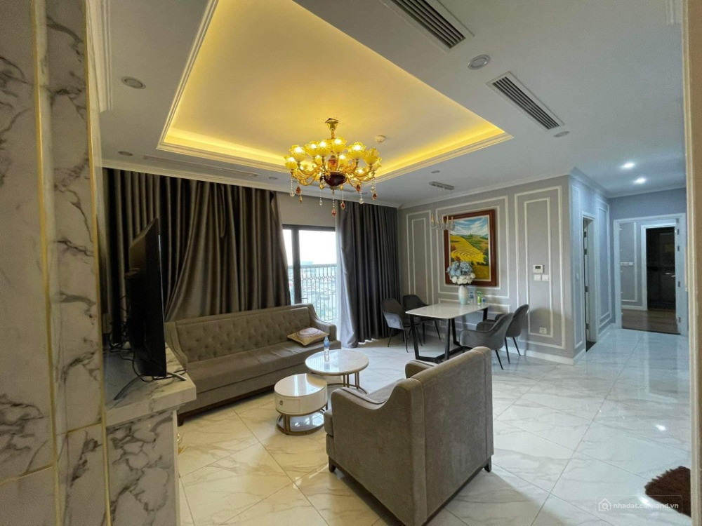 Bán nhanh căn hộ chung cư cao cấp quận Tây Hồ - phố Lạc Long Quân – 2PN và 3PN.