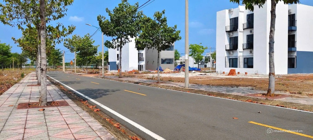 Đất nền khu đô thị Bình Dương, sổ sẵn, vị trí đắc địa.
