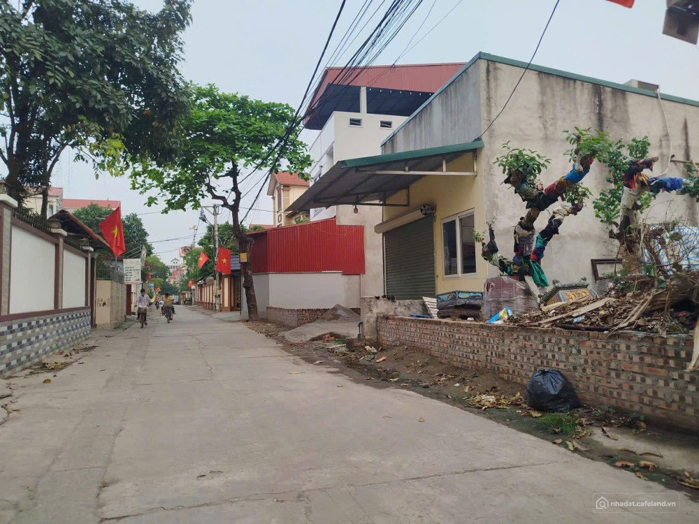 Cần bán 128m đất thôn Phú Hữu- Thanh Lâm, Mê Linh, thế đất vuông vắn, sổ sẵn gia