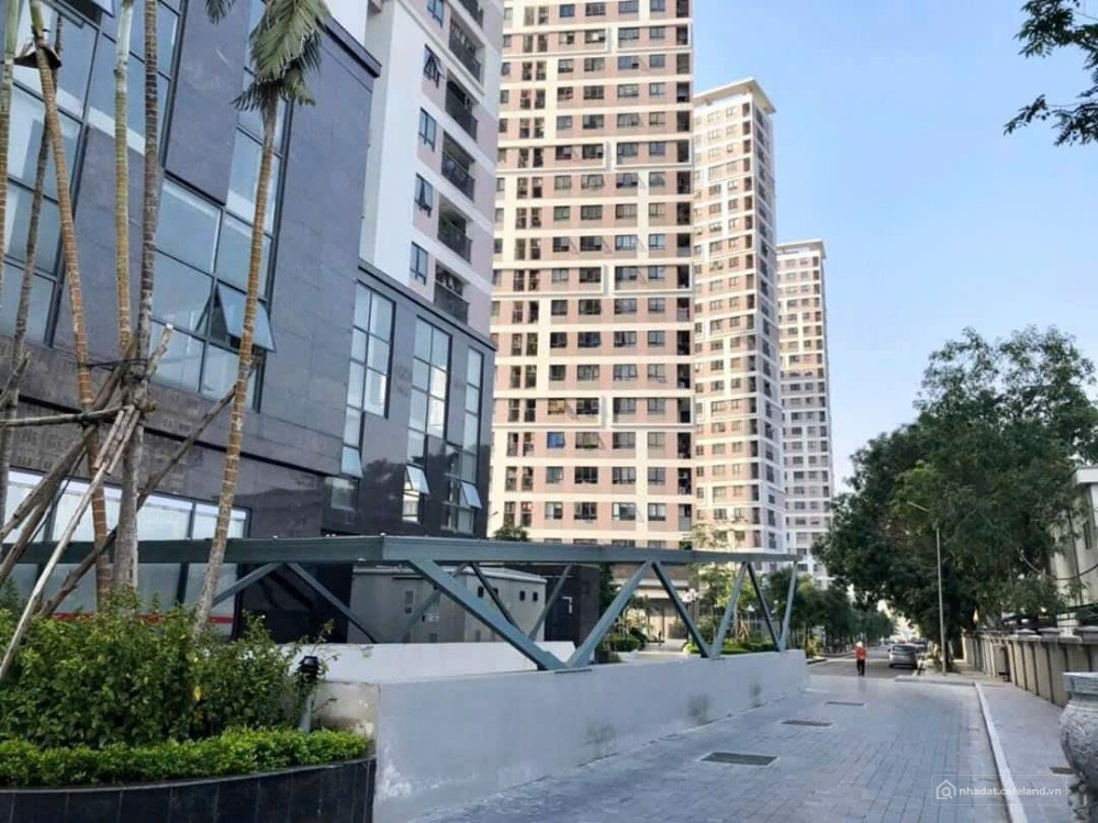 CHUNG CƯ 3 NGỦ - CT2 BỘ CÔNG AN – TP GIAO LƯU - 43 PHẠM VĂN ĐỒNG - CĂN GÓC ĐẸP.