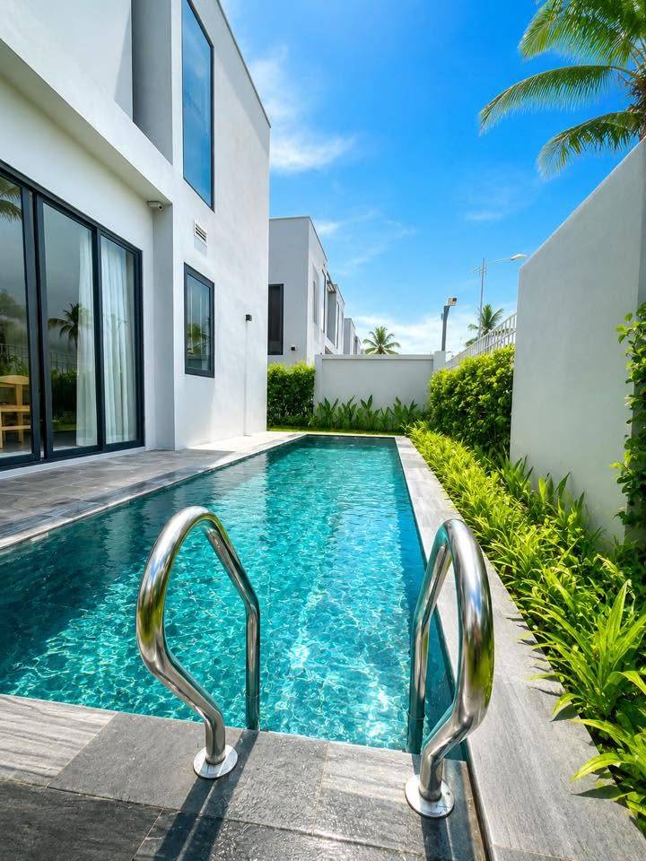 Bán gấp villa nghỉ dưỡng sát biển The Lagom Bãi Trường 88m2 giá 6.5 tỷ tự do vận hành