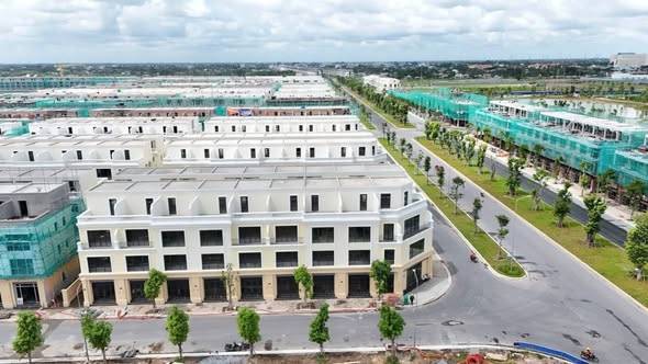 Nhà phố liền kề 60m2 vị trí đắc địa tại Vinhomes Green City Hậu Nghĩa, giá tốt 3.9 Tỷ - -GIFT