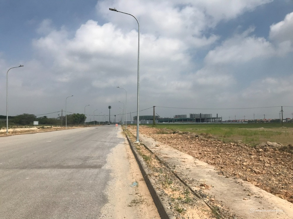 CHUYỂN NHƯỢNG 50.000M2 ĐẤT KHU CÔNG NGHIỆP HỮU LŨNG - LẠNG SƠN