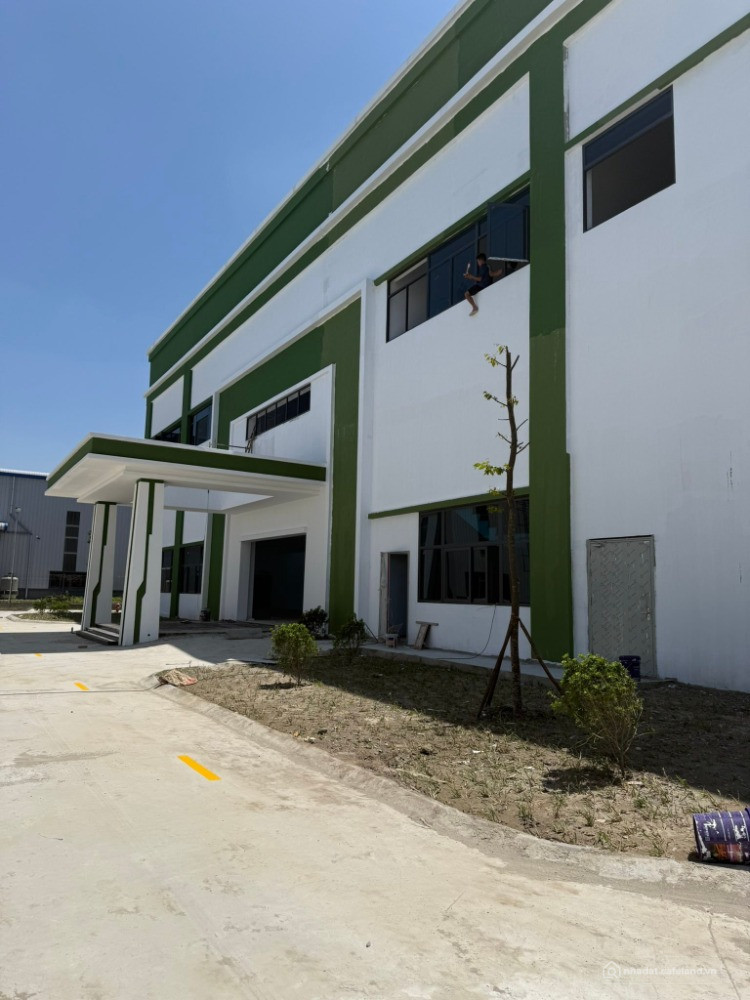Thuận Thành - Bắc Ninh: Xưởng 2 Tầng 4,500-20,000m2, Giá 4.2$/m2/tháng