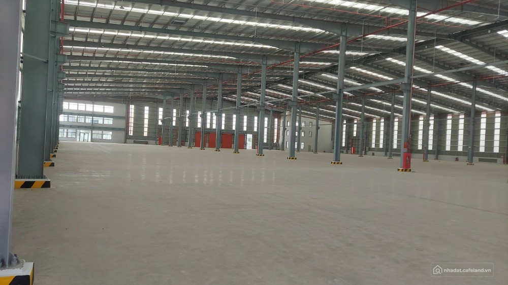 5000m2 mới xây cao cấp tại KCN Phố Nối A, giá 4.2$/m2/tháng