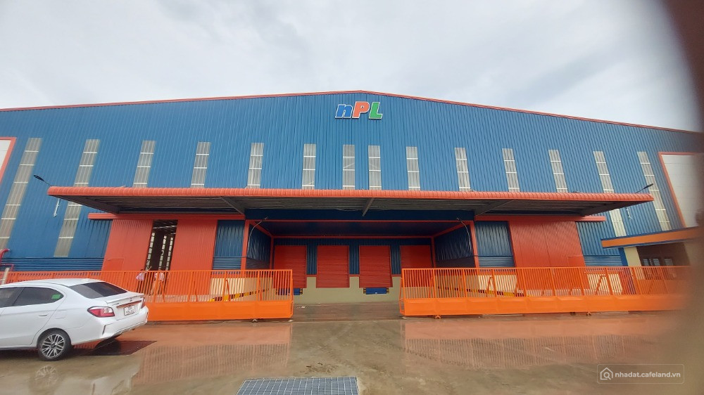 5000m2 mới xây cao cấp tại KCN Phố Nối A, giá 4.2$/m2/tháng