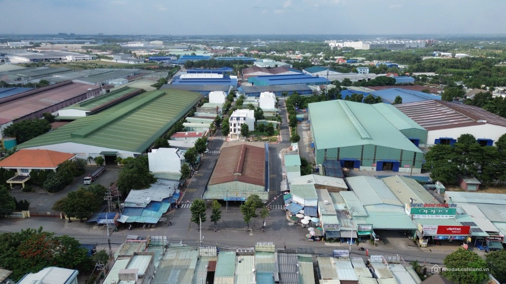Bán nhà phố thương mại chợ Quang Vinh 2, Tân Uyên, Bình Dương, Sổ sẵn chỉ 3 tỷ 9