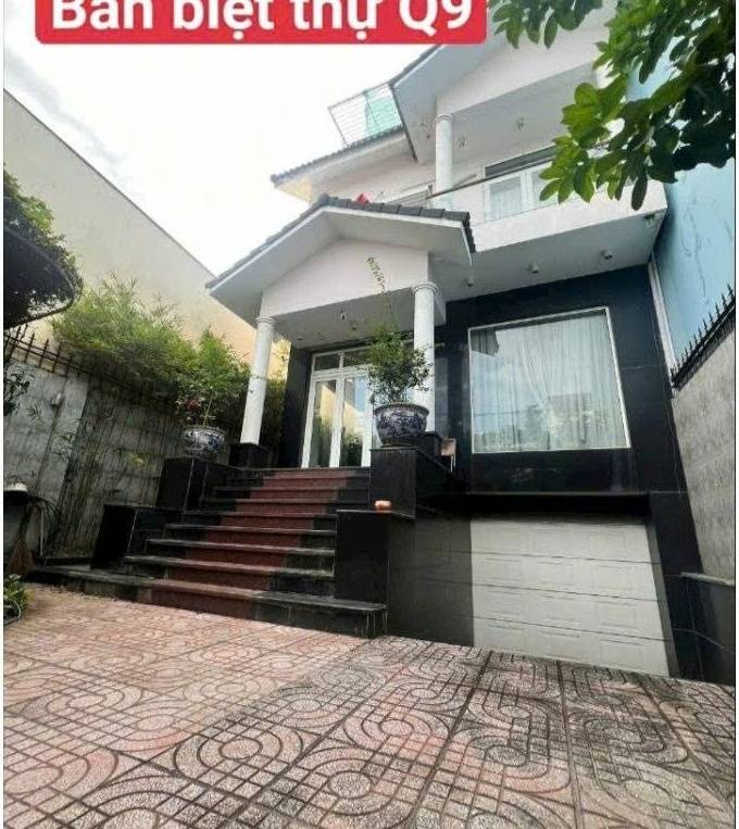 Chuyển nhượng biệt thự trung tâm Quận 9, TP. Hồ Chí Minh