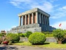 Cho thuê nhà phố Núi Trúc, Ba Đình, dt 30m2, mt 4m