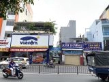 Cho thuê nhà góc 2 mặt tiền phố nội thất bạch đằng, P15, BT .60.5m2 giá 55tr/tháng.