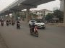 cho thuê nhà kinh doanh mặt phố Hồ Tùng Mậu làm Outlet, Ngân hàng.