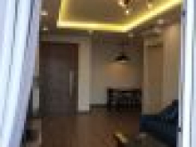 Cho thuê gấp căn 2 ngủ 72m2 full đồ Seasons Avanue 13tr/tháng vào luôn