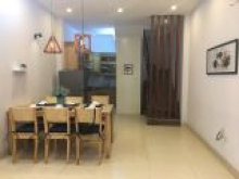 Cho thuê nhà tại Âu Cơ, Tây Hồ, dt 35x 5 tầng,MT 4m