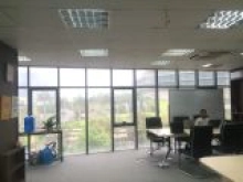 cần cho thuê gấp văn phòng giá cực rẻ đẹp nhất mặt phố Mễ Trì Nam Từ Liêm 150m mặt tiền 12m