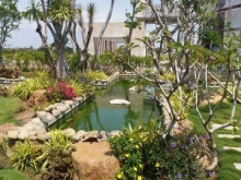 Kì lạ: Xây sẵn nhà mồ cho cả gia đình mình khi còn sống