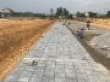 ĐẤT NỀN BIỆT THỰ ĐỒNG HỚI 300M2 GIÁ 835TR-ĐƯỜNG 18M ĐỐI DIỆN CÔNG VIÊN-CÒN 2 LÔ DUY NHẤT LH:0906102469