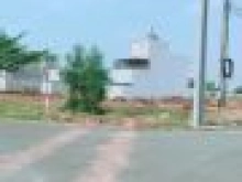 NH phát mãi 30 lô đất tại Huyện Bình Chánh, đi tới TTTM Aeon 15p, LK B.viện Chợ Rẫy 2, LH 0931404036