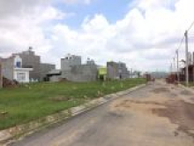 ĐẤT LÔ GÓC GẦN TRƯỜNG TRUNG CẤPBÁCH NGHỆ 5X20M MT ĐƯỜNG NHỰA 20 GIÁ 1,8 TỶ 0929133175