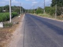 Bán đất nền mặt tiền đường Bàu Cạn vào cổng 3 sân bay Long Thành chi 2 tỷ/nền.