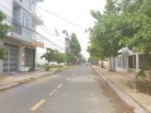 Kẹt tiền bán gấp lô đất mặt tiền đường Phan Văn Khỏe, Mỹ Tho, giá tốt