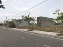 đất mặt tièn trung tâm,gân chợ, gần trường học, gần siêu thị, gân kcn, sổ sang tên nhanh