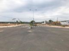 BÁN GẤP LÔ ĐẤT MT QL 51 TRUNG TÂM TX PHÚ MỸ GIÁ CHỈ 800TR LH 0937831559