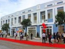 Mở bán nhà phố 1 trệt, 1 lầu tại Bình Thuận, SHR, CK7%, chỉ từ  600tr