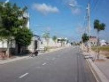 Bán 2 lô Cặp lọt khe,  Đường trần văn giàu, Đối diện Chợ