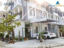 Nhà trung tâm thành phố 3 tầng, 81m2 giá chỉ 1,65 tỷ