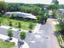 Bán Lô Đất Mặt Tiền Đường Lý Thị Chừng